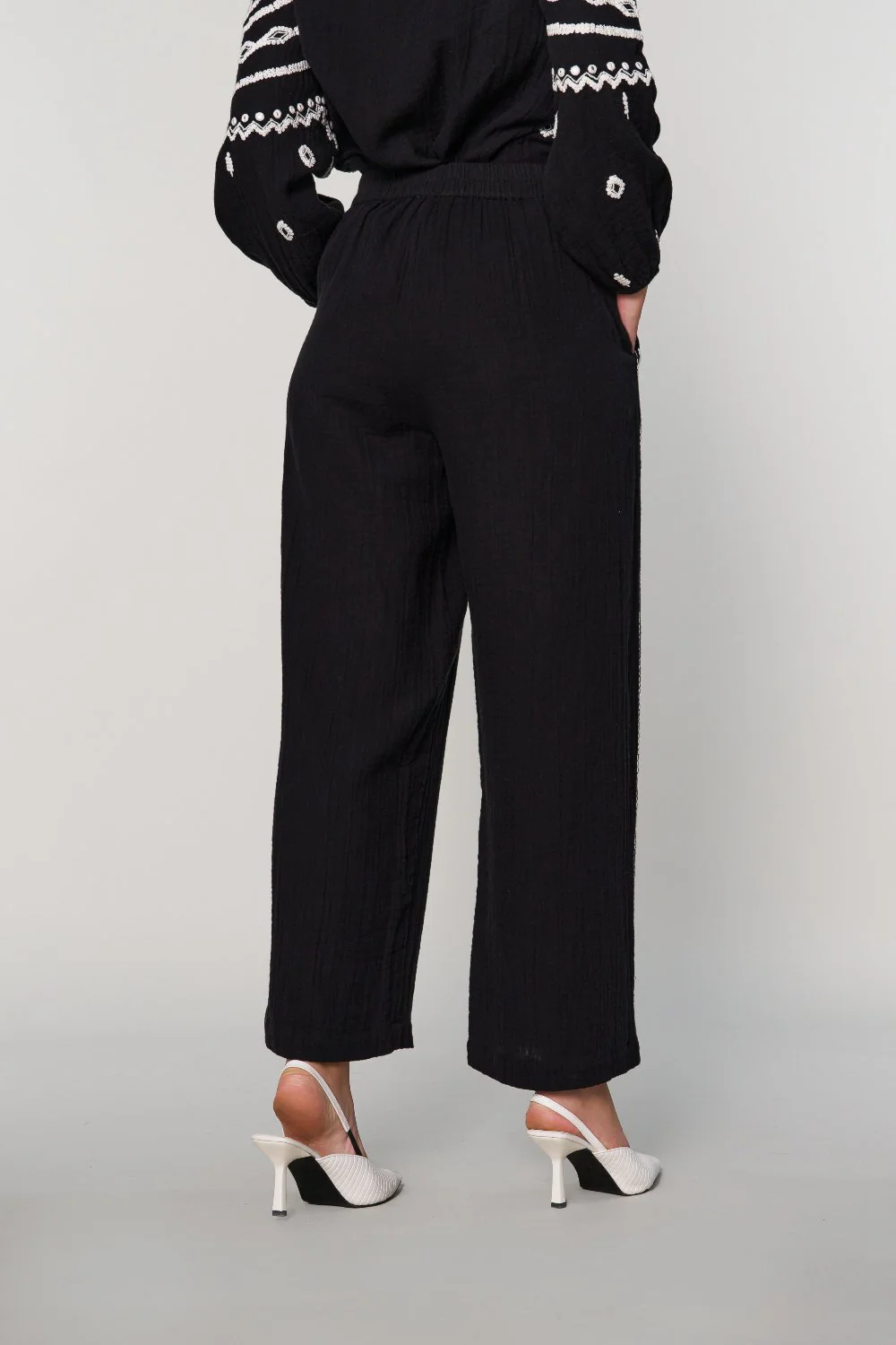 Sana Embroidered Pants - Image 10